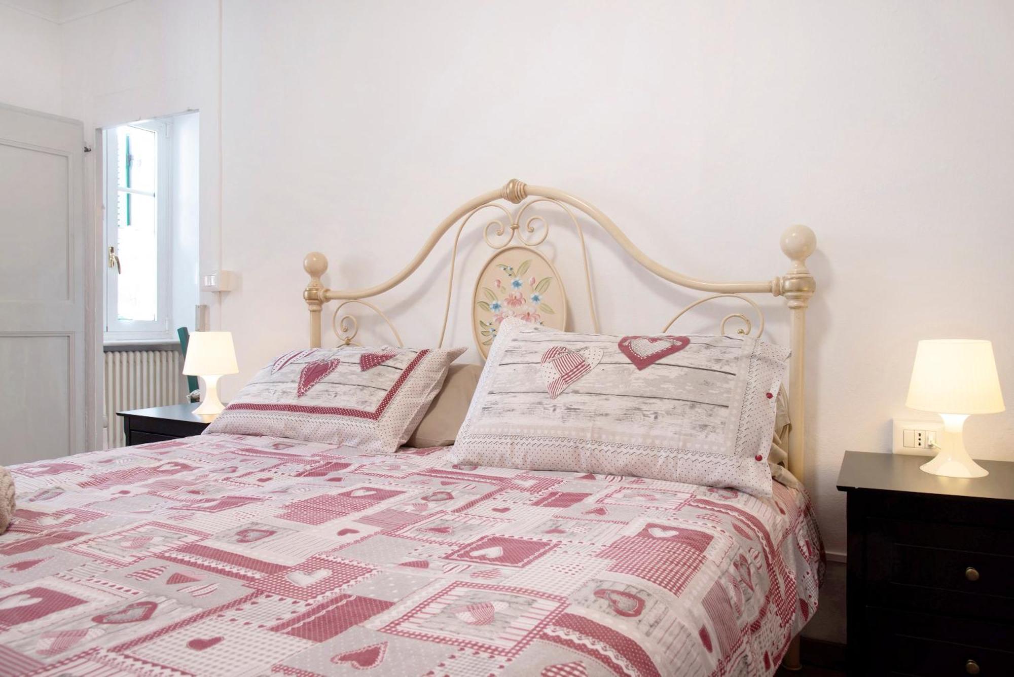 Appartement La Vecchia Torre à Porto Valtravaglia Extérieur photo